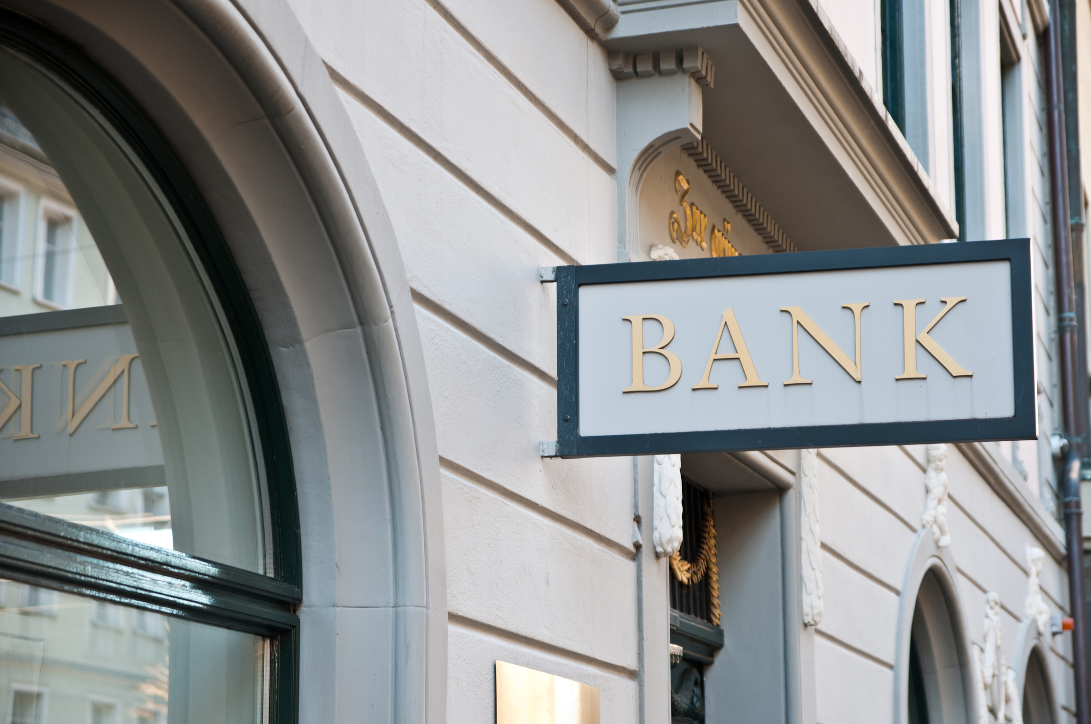 Exploring Supply Chain Finance Options: Bank Programs